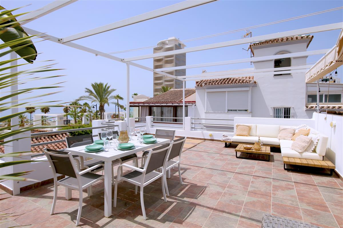 Villa Pareada en alquiler en Estepona