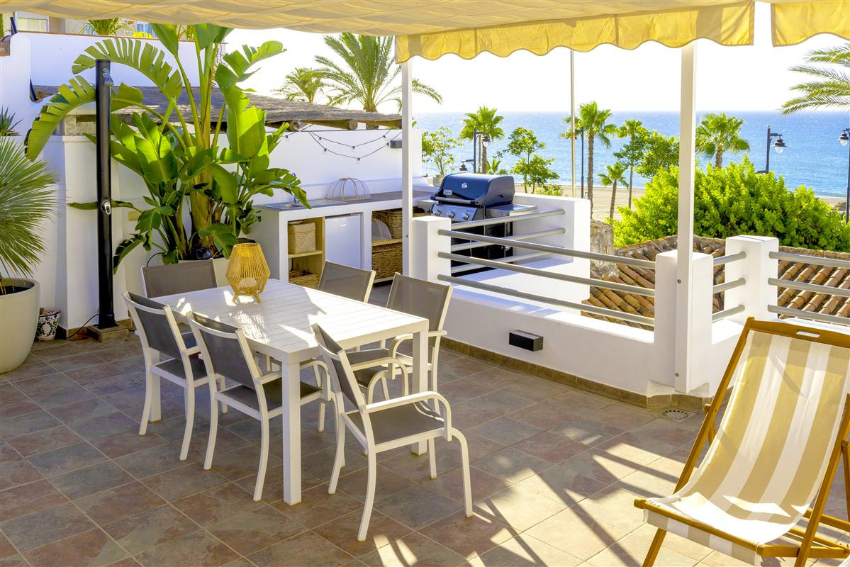 Villa Pareada en alquiler en Estepona