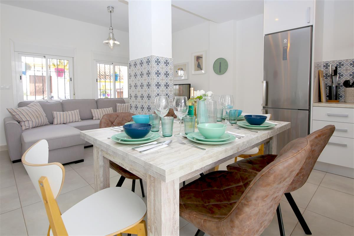 Villa Pareada en alquiler en Estepona