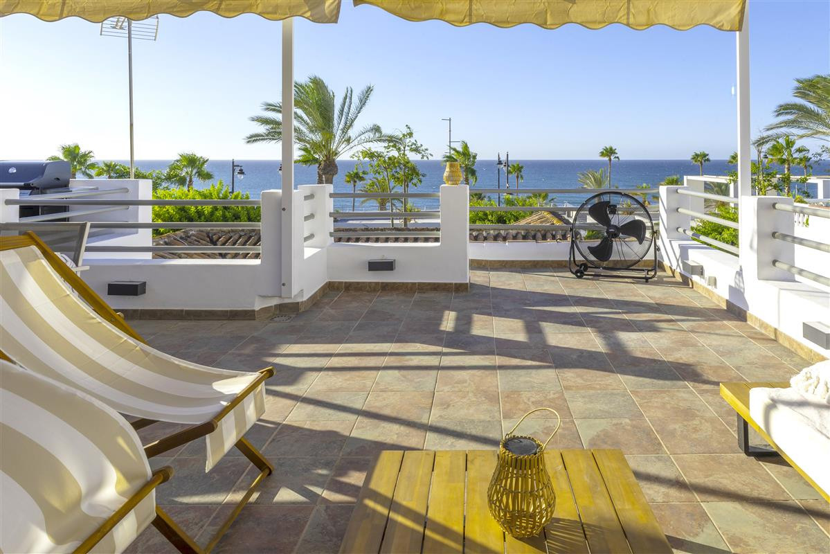 Villa Pareada en alquiler en Estepona