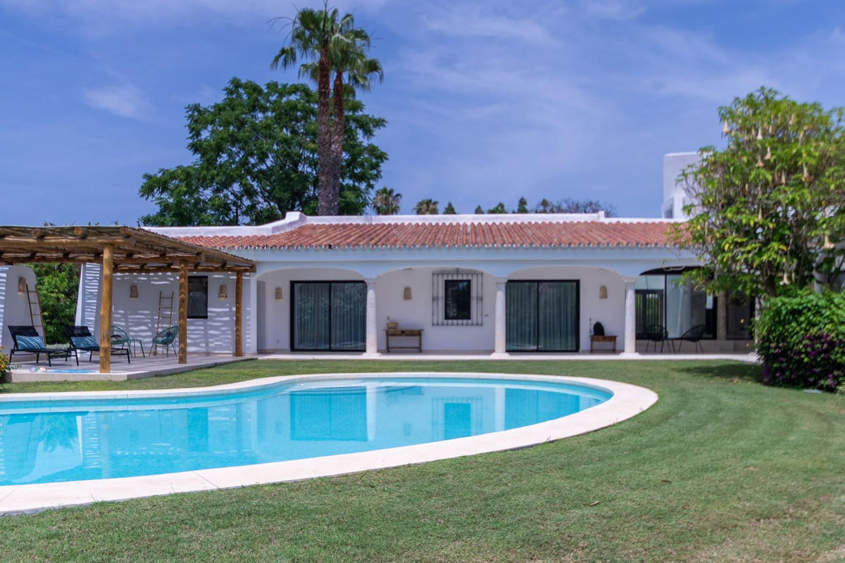 Villa for short term rent in Guadalmina Baja, San Pedro de Alcantara