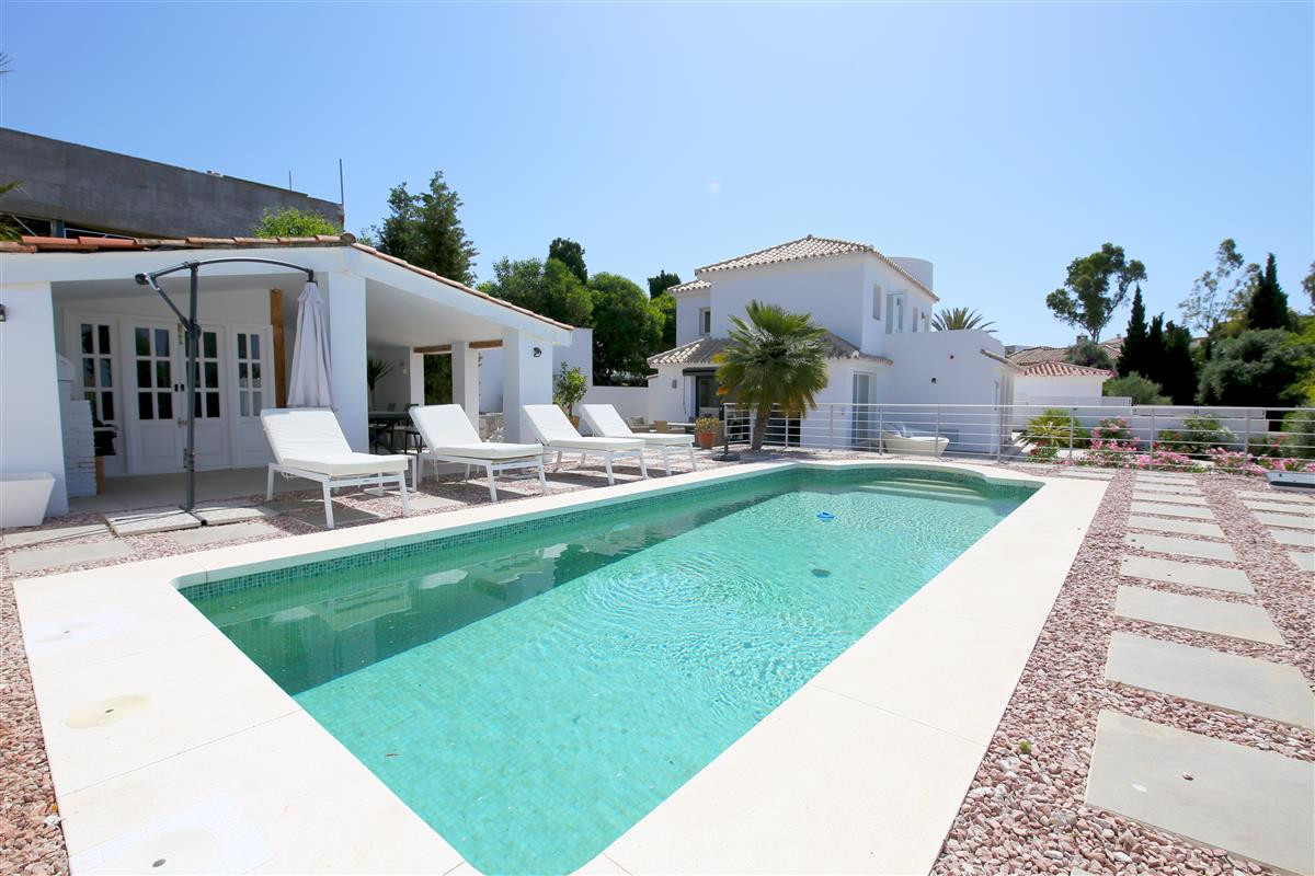Villa en alquiler vacacional en Estepona