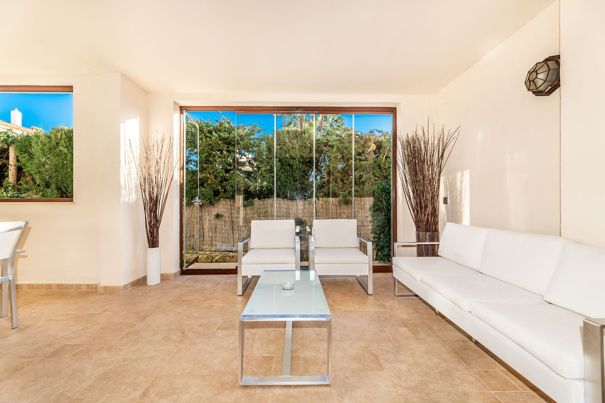 Ground Floor Apartment for rent in Nueva Andalucia, Marbella