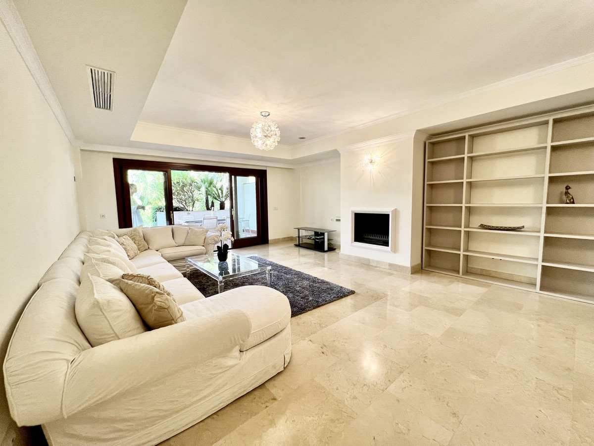 Ground Floor Apartment for long term rent in Marbella Golden Mile