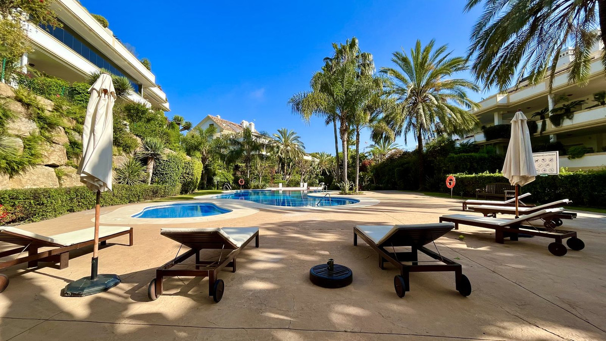 Ground Floor Apartment for long term rent in Marbella Golden Mile