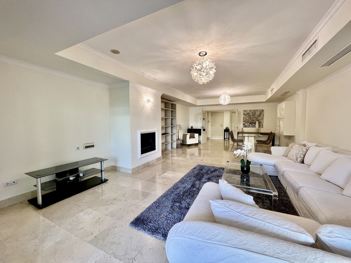 Ground Floor Apartment for long term rent in Marbella Golden Mile
