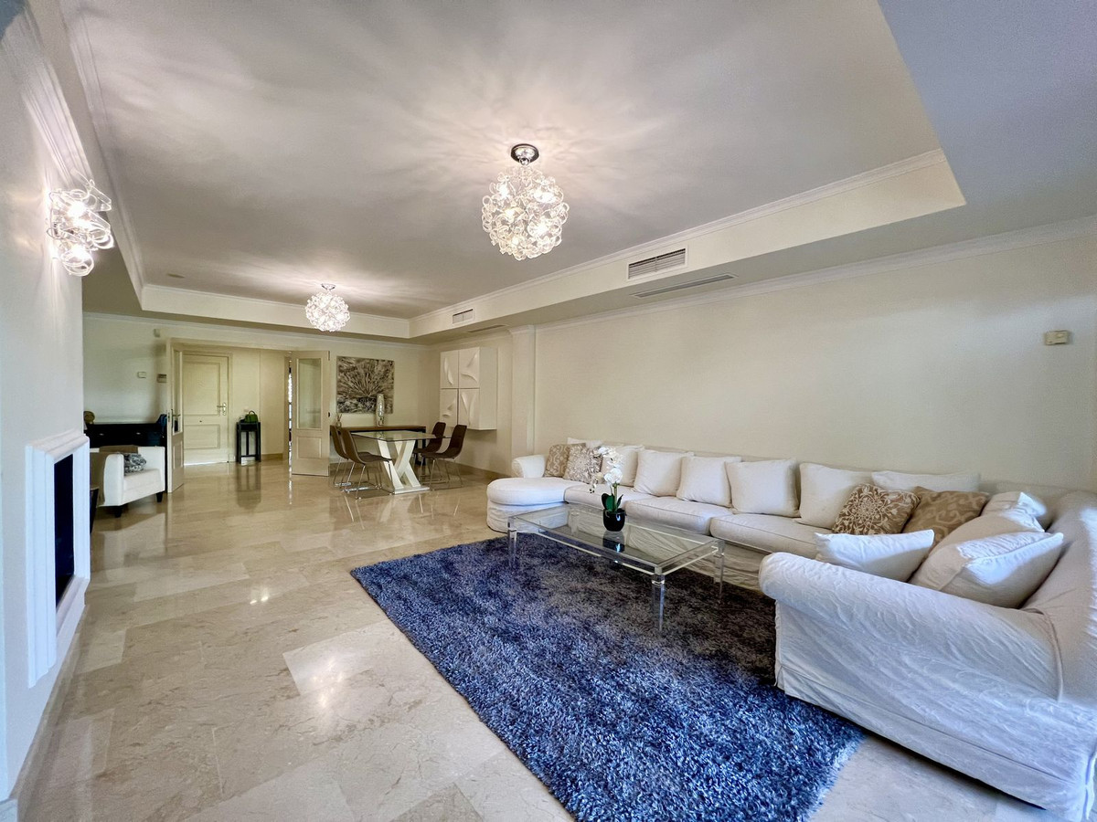 Ground Floor Apartment for long term rent in Marbella Golden Mile