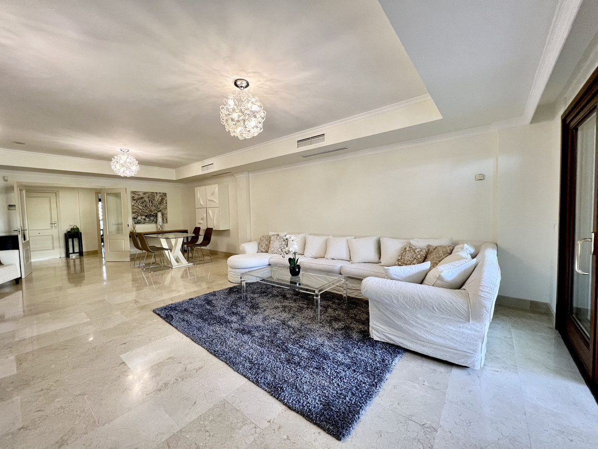 Ground Floor Apartment for long term rent in Marbella Golden Mile