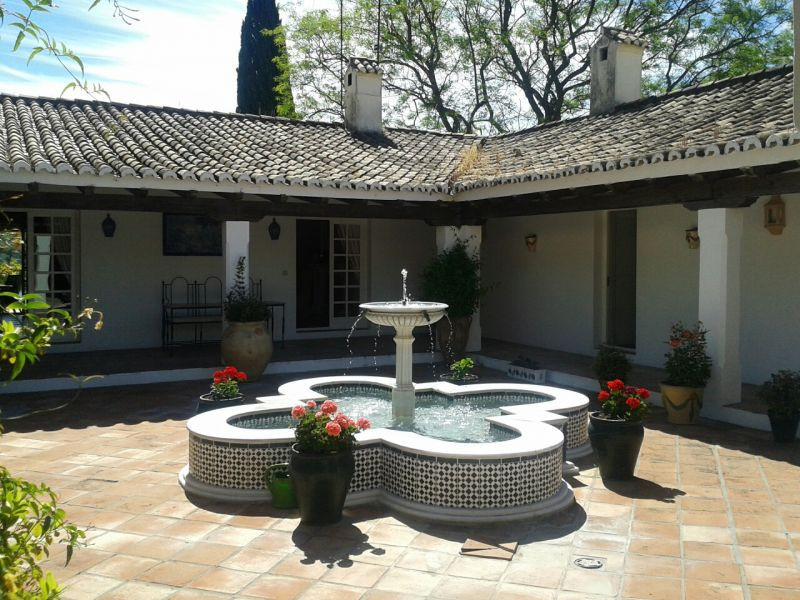 Villa for rent in Cancelada, Estepona East