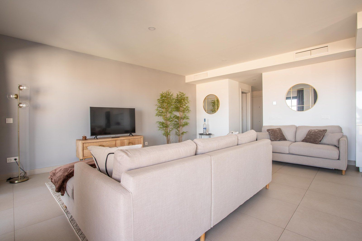 Apartment for long term rent in Calanova Golf, Mijas Costa