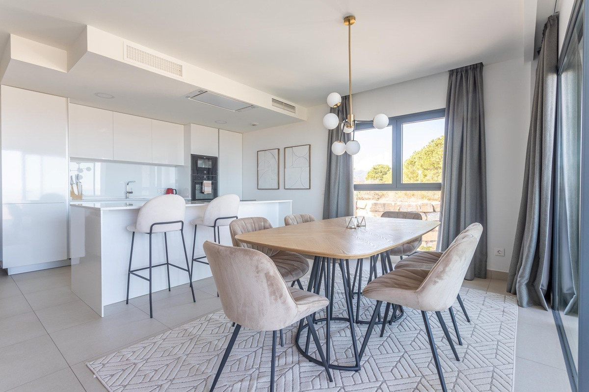 Apartment for long term rent in Calanova Golf, Mijas Costa