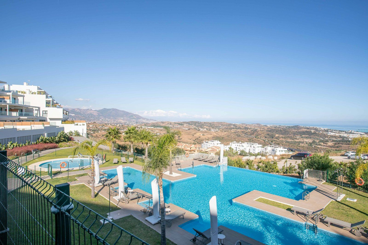 Apartment for long term rent in Calanova Golf, Mijas Costa