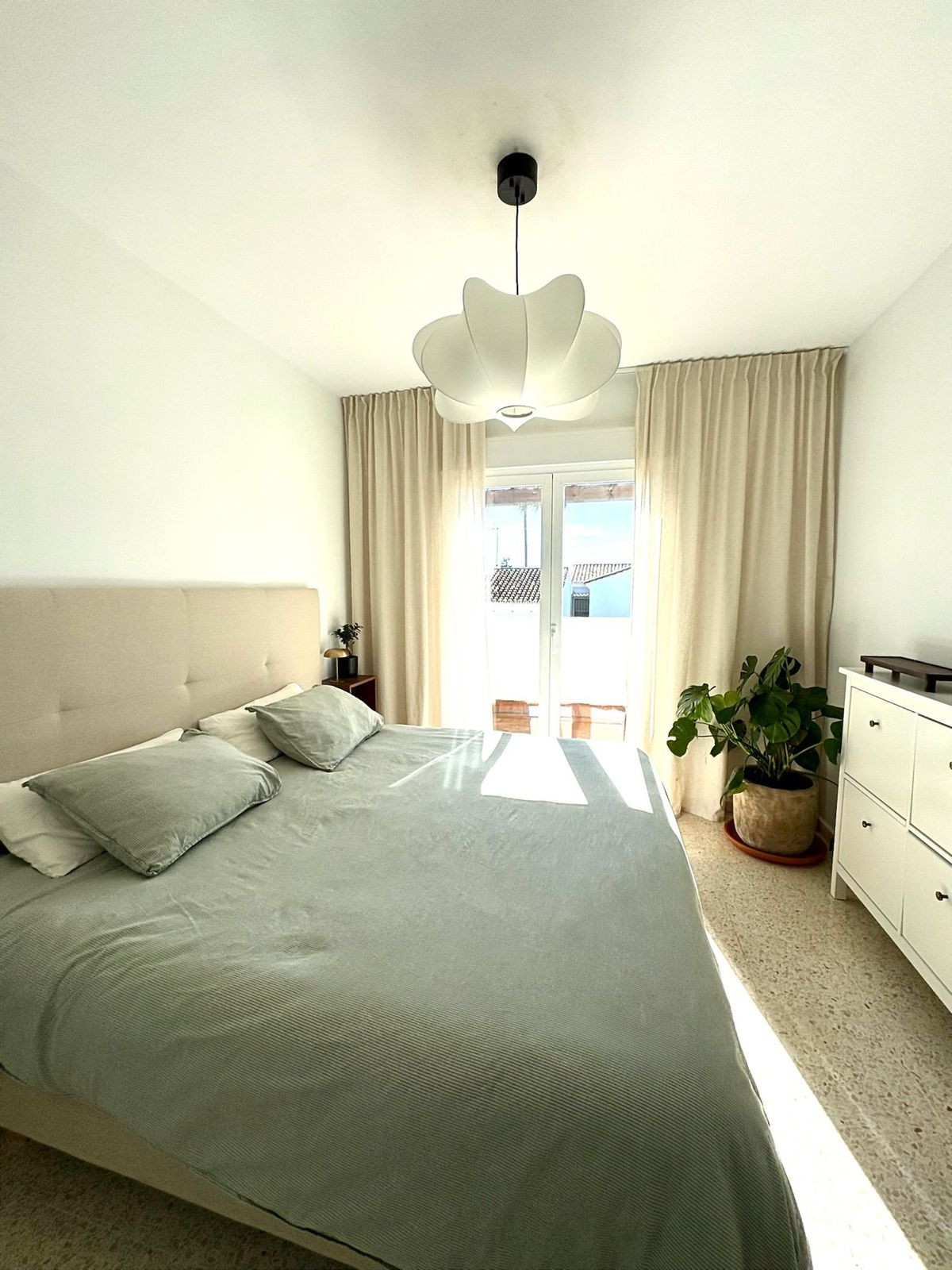 Villa for long term rent in Estepona