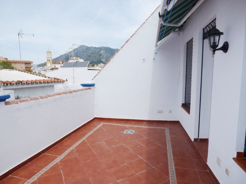 Town House for rent in Marbella