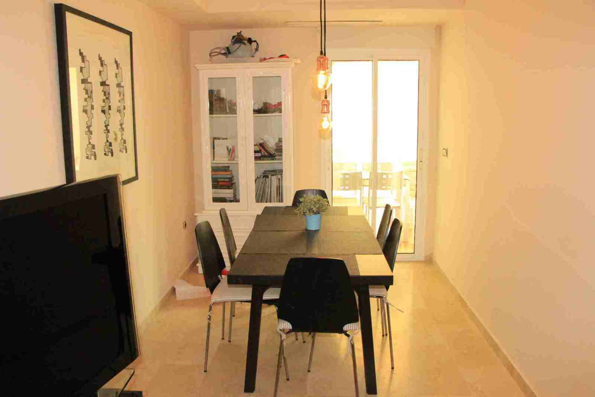 Town House for rent in El Rosario, Marbella East