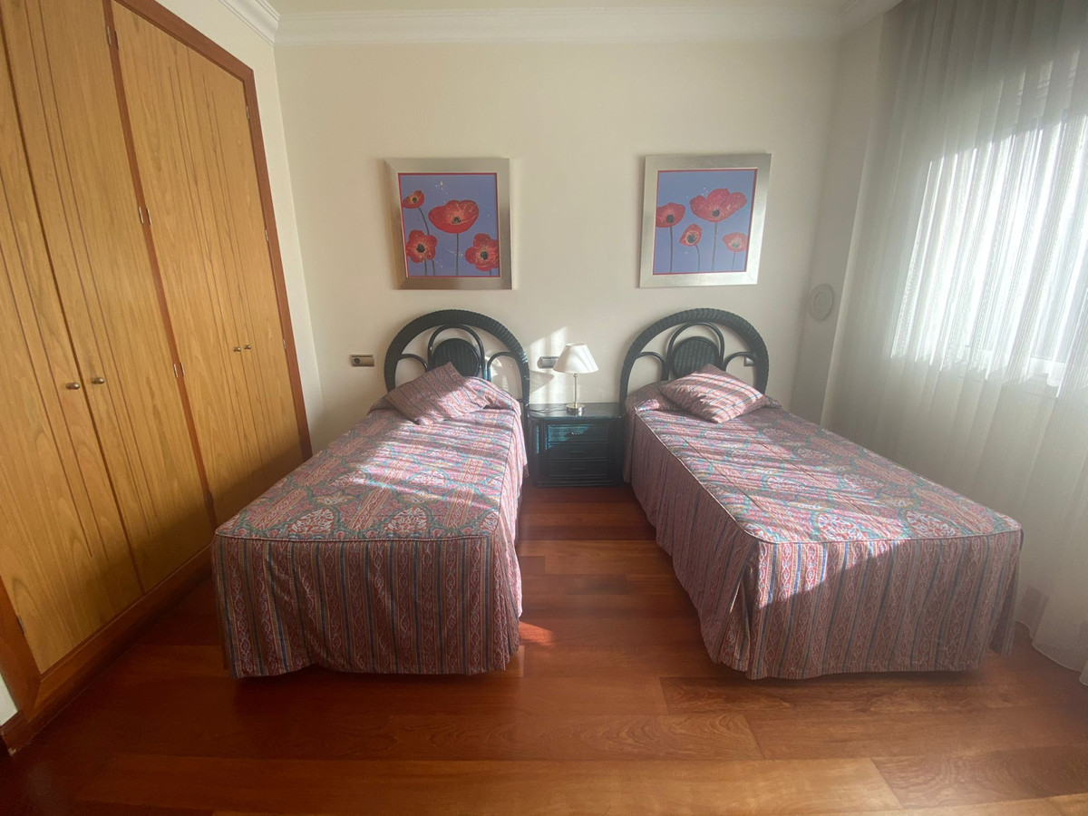 Apartment for rent in Marbella - Puerto Banus