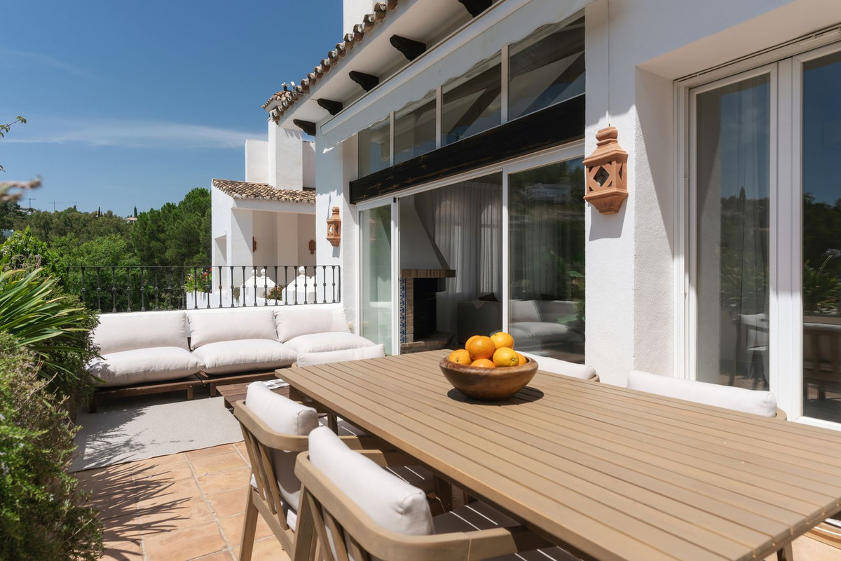 Adosado en alquiler en La Quinta, Benahavis