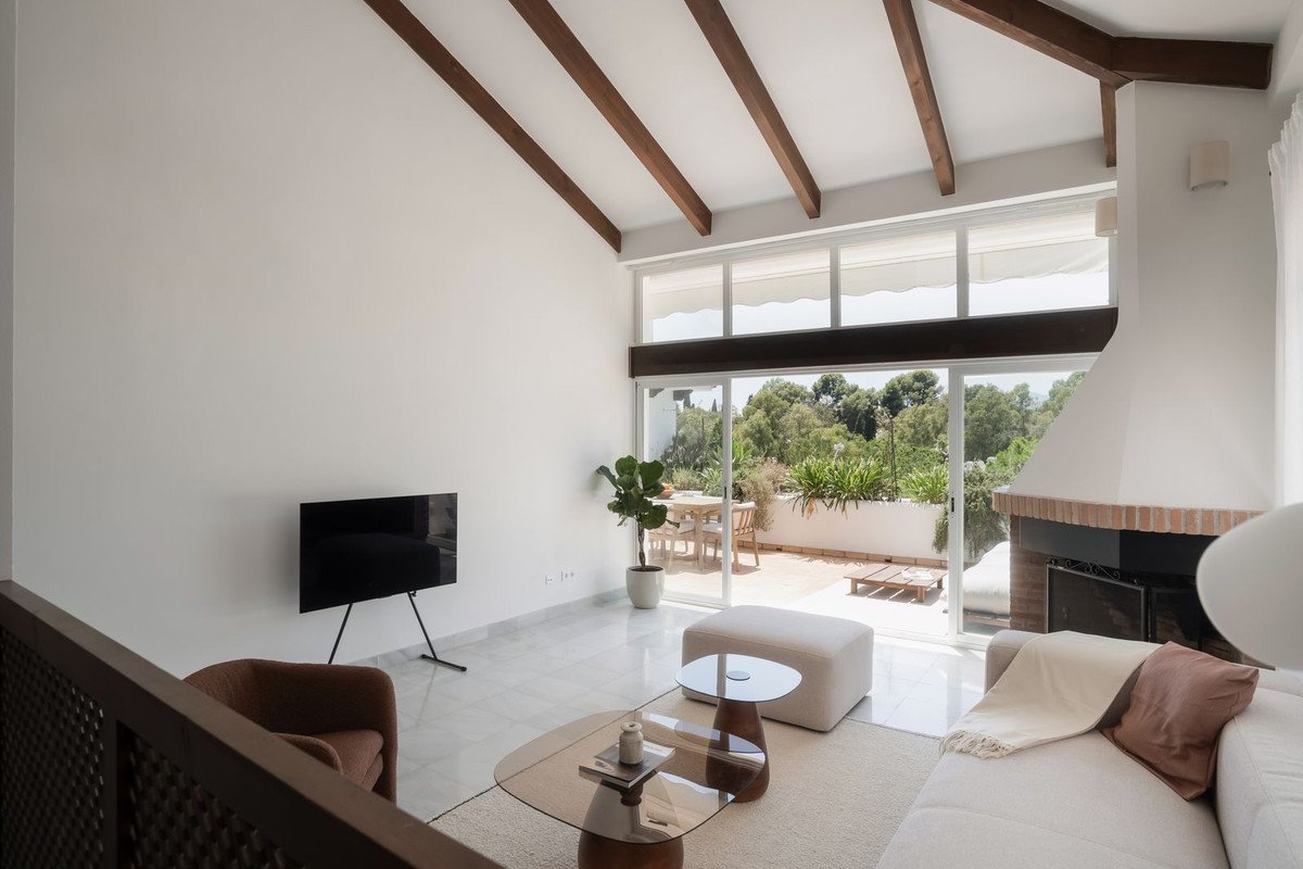 Adosado en alquiler en La Quinta, Benahavis