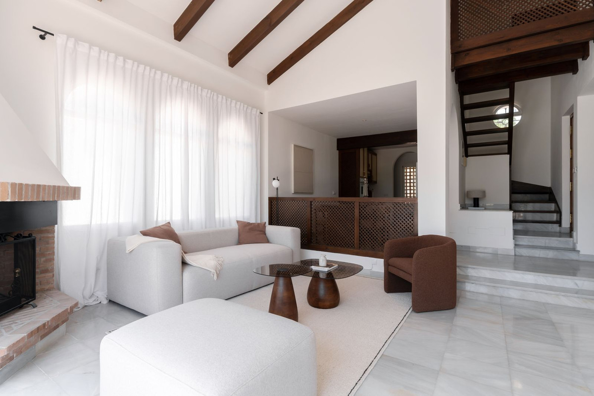 Adosado en alquiler en La Quinta, Benahavis