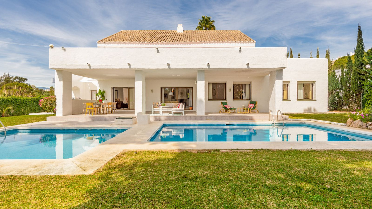 Villa for rent in Marbella - Puerto Banus