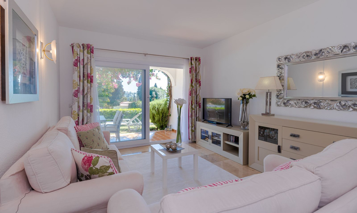 Ground Floor Apartment for short term rent in Paraiso Alto, Benahavis