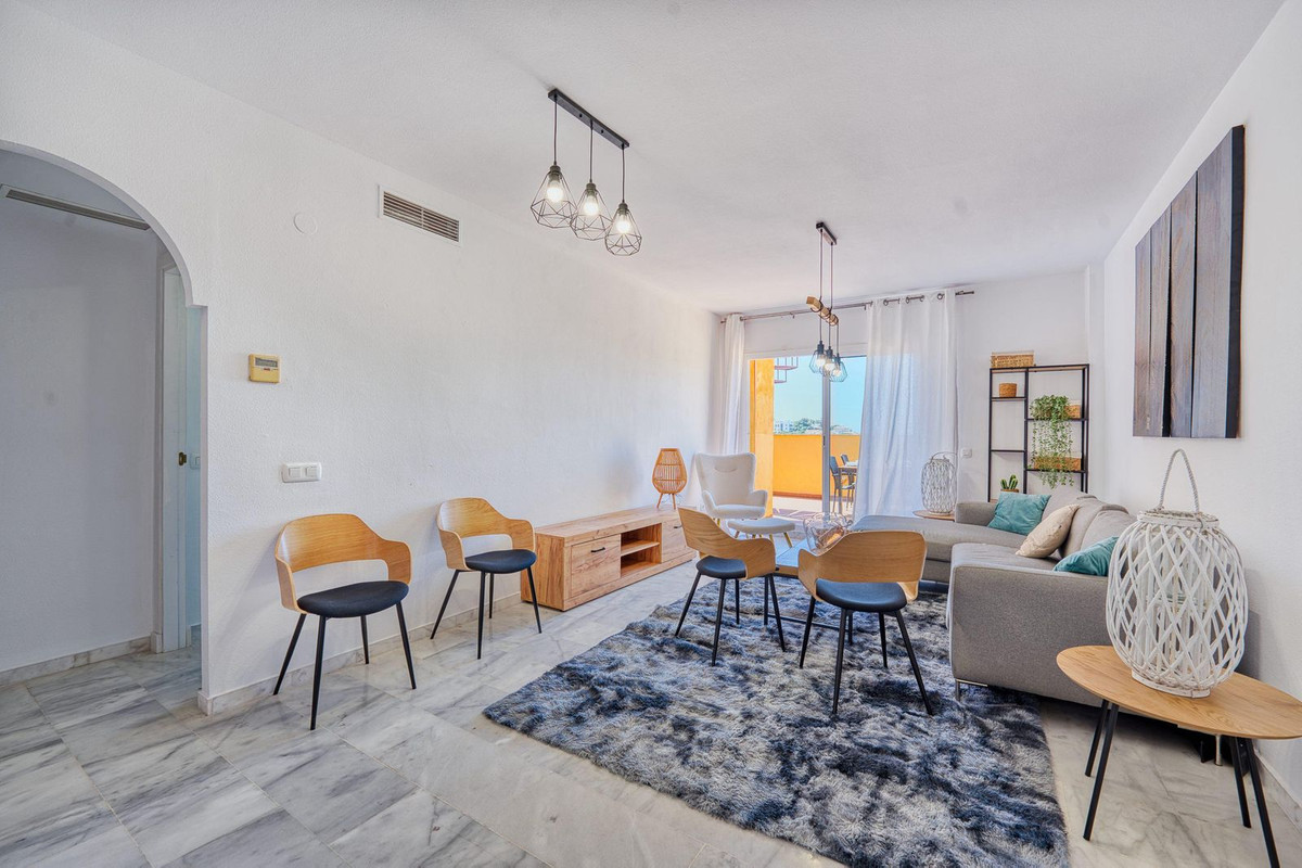 Apartment for long term rent in La Reserva de Marbella, Marbella East