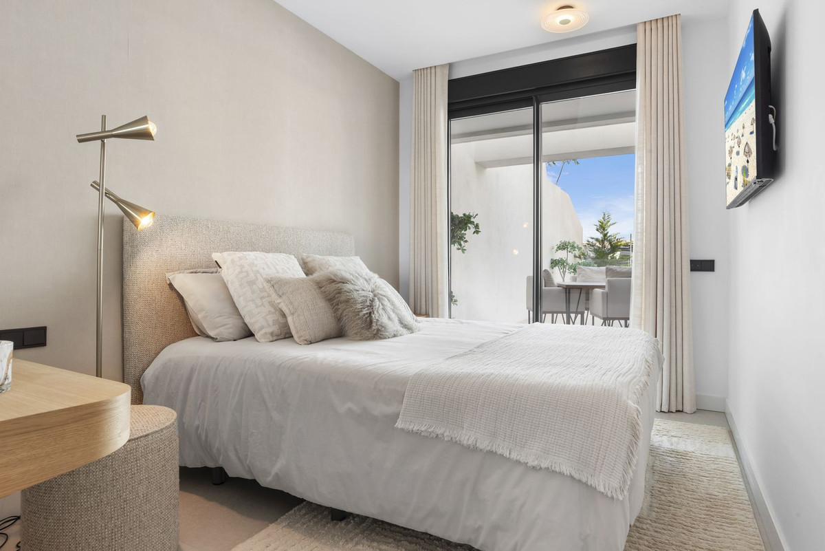 Ground Floor Apartment for short term rent in Los Altos de los Monteros, Marbella East
