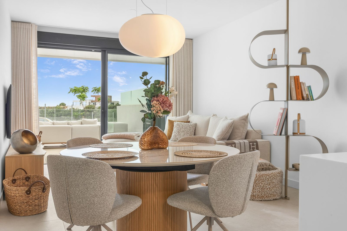 Ground Floor Apartment for short term rent in Los Altos de los Monteros, Marbella East