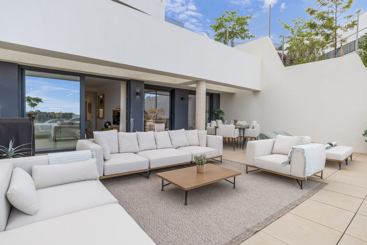 Ground Floor Apartment for short term rent in Los Altos de los Monteros, Marbella East
