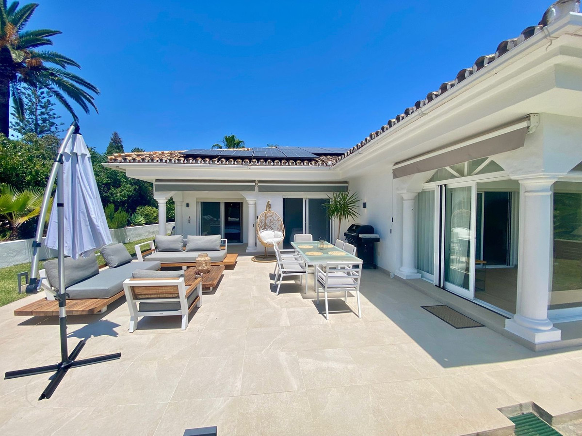 Villa for rent in Marbella