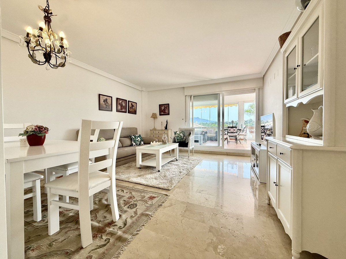 Ground Floor Apartment for long term rent in Selwo, Estepona East