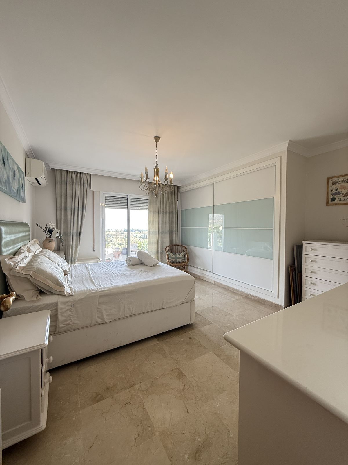 Apartment for short term rent in Nueva Andalucia, Marbella