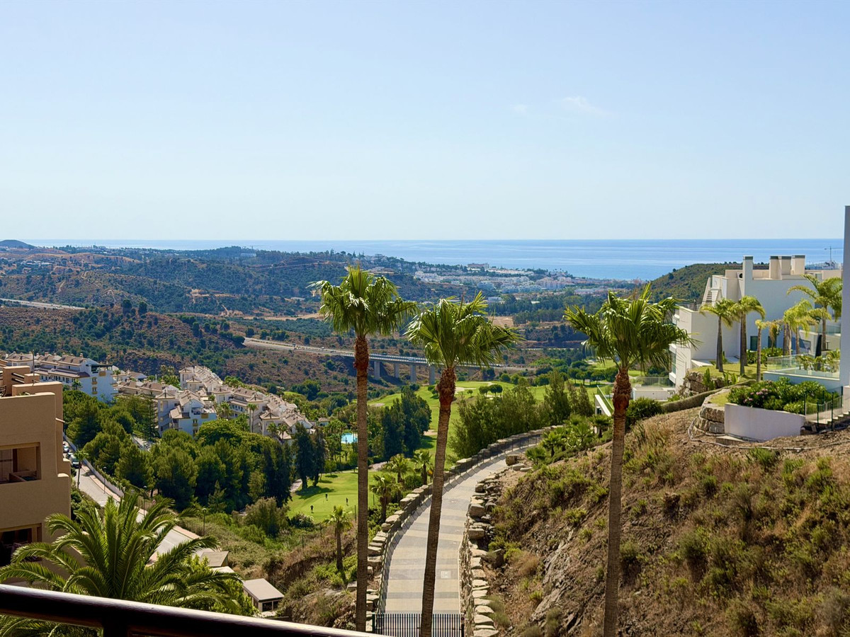 Apartment for long term rent in Calanova Golf, Mijas Costa