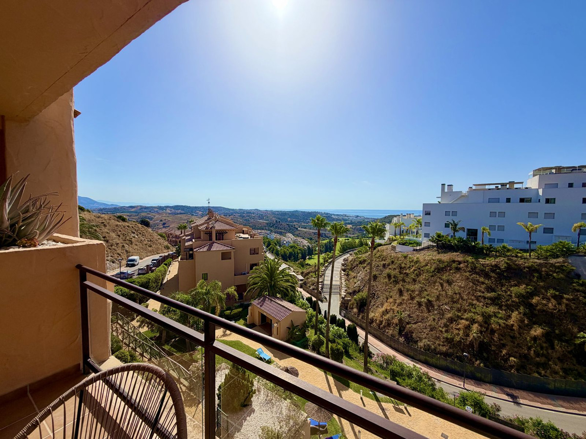 Apartment for long term rent in Calanova Golf, Mijas Costa