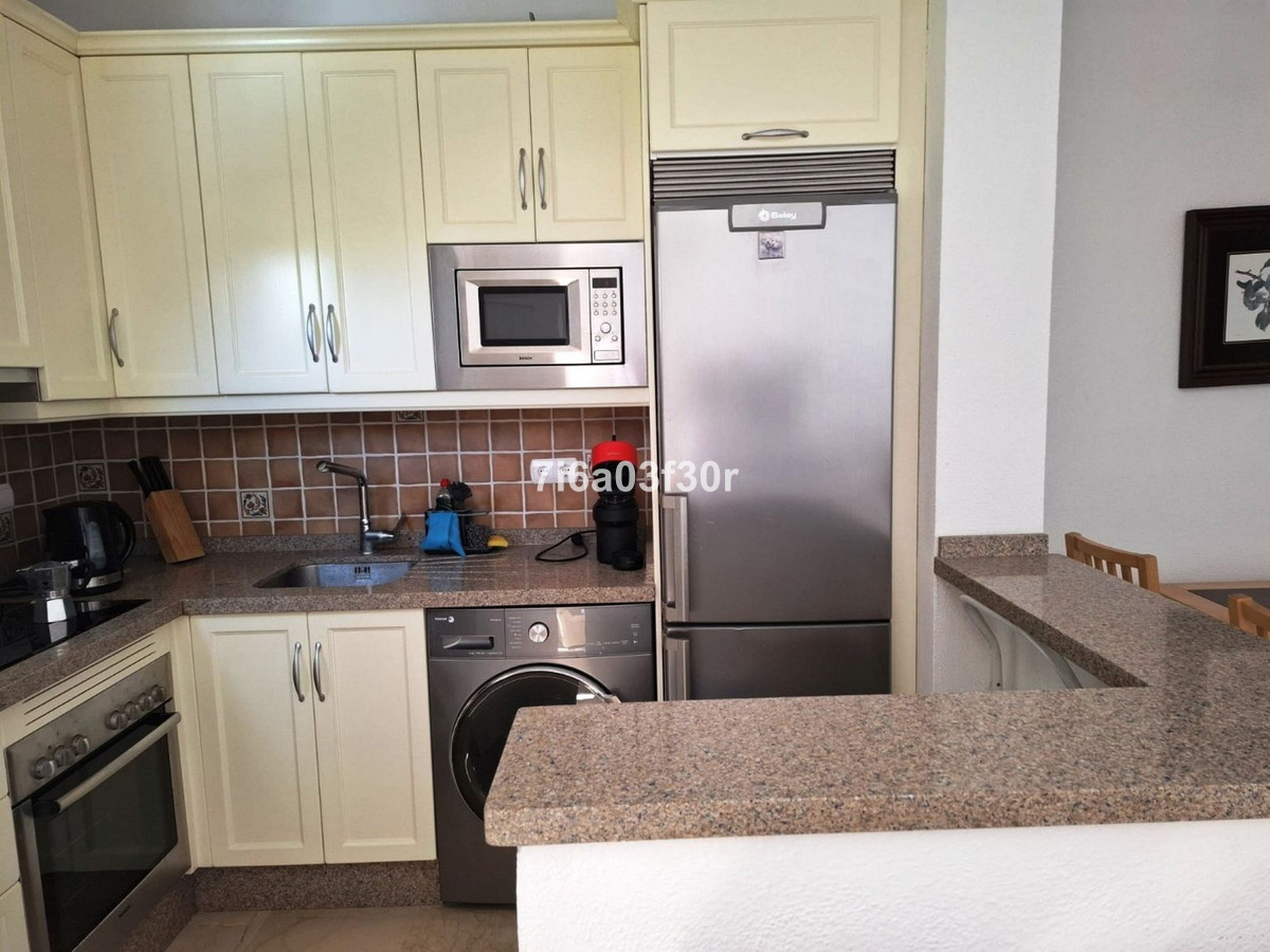 Penthouse for long term rent in Marbella Golden Mile
