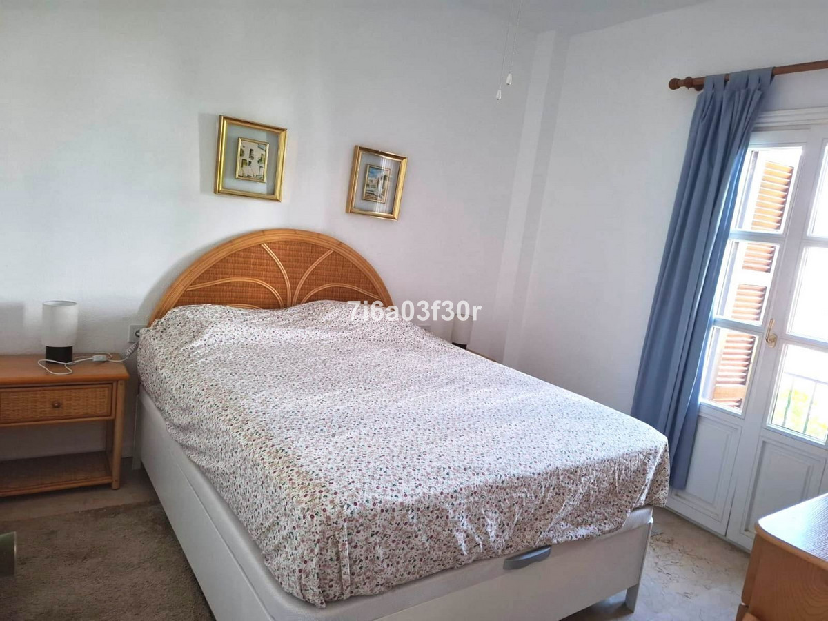 Penthouse for long term rent in Marbella Golden Mile