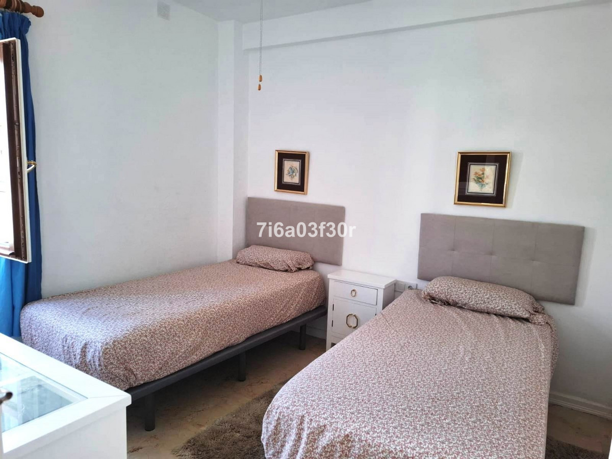 Penthouse for long term rent in Marbella Golden Mile