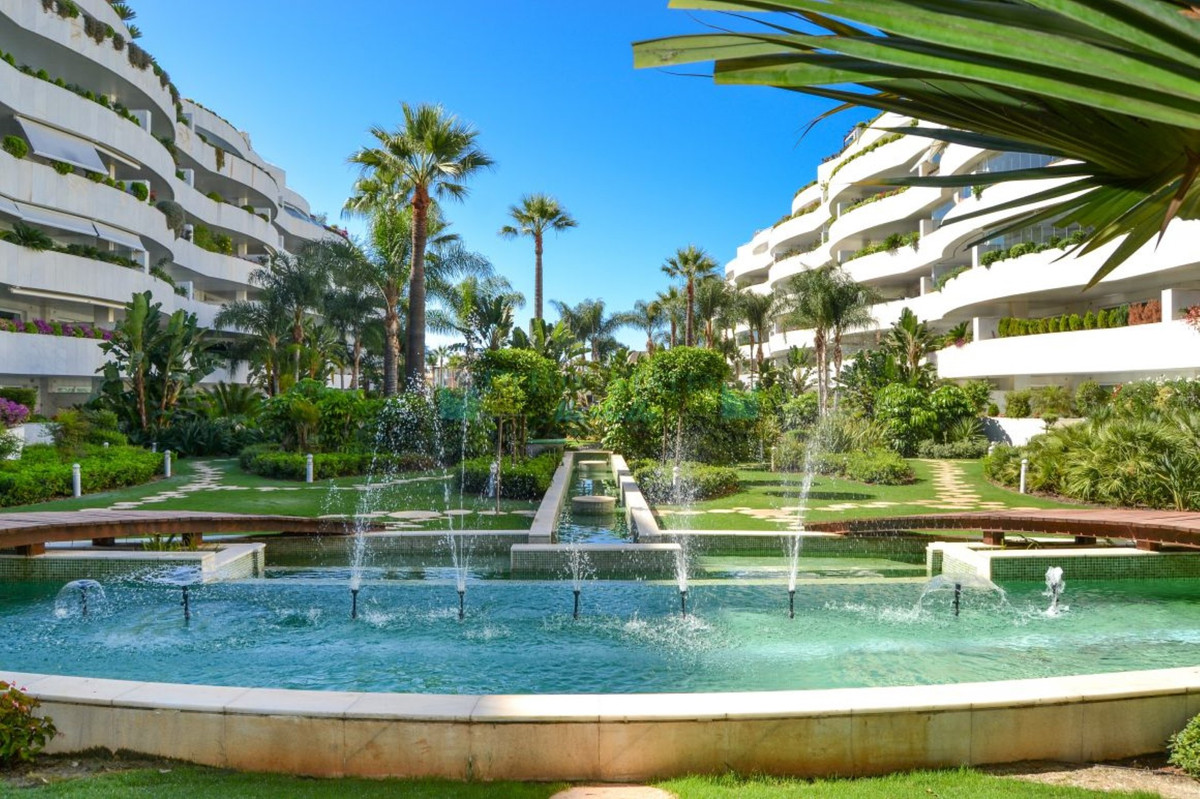 Apartment for long term rent in Marbella - Puerto Banus