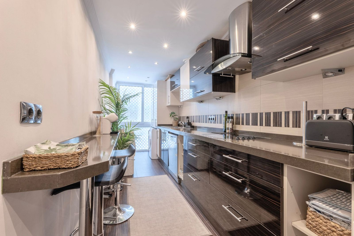 Ground Floor Apartment for rent in Marbella - Puerto Banus