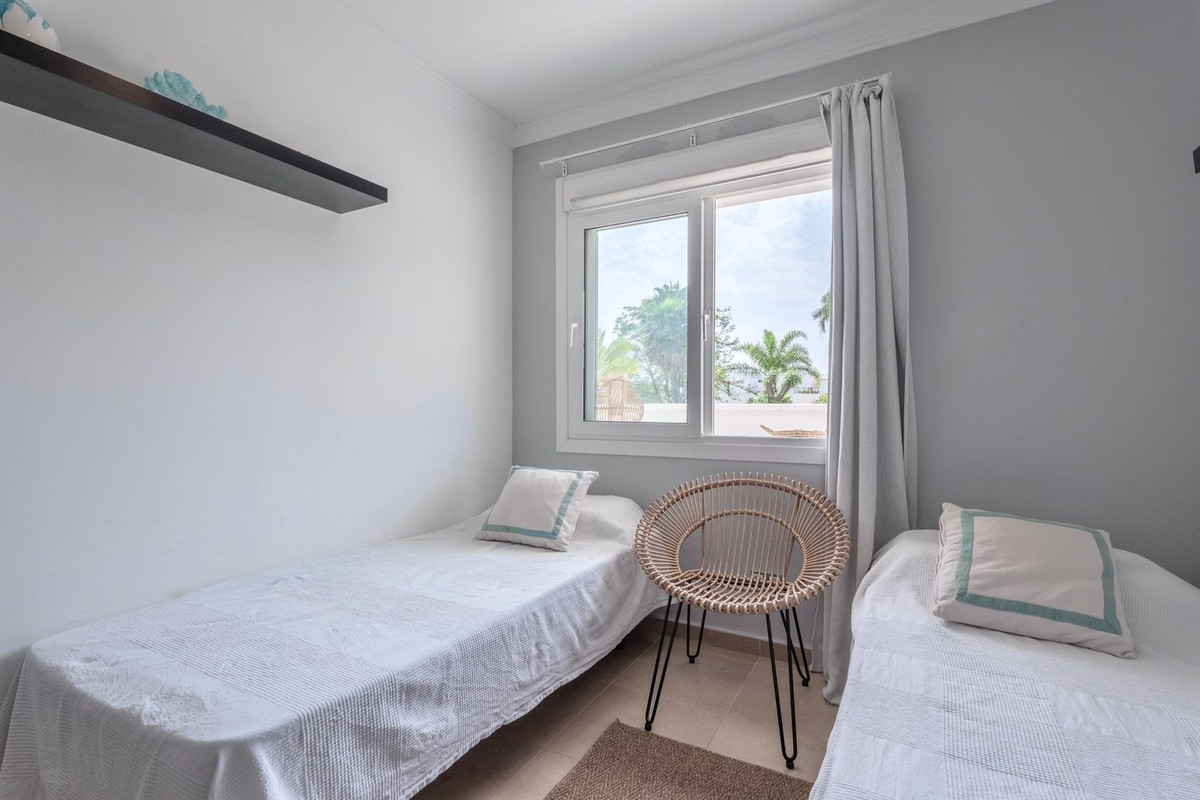 Ground Floor Apartment for rent in Marbella - Puerto Banus