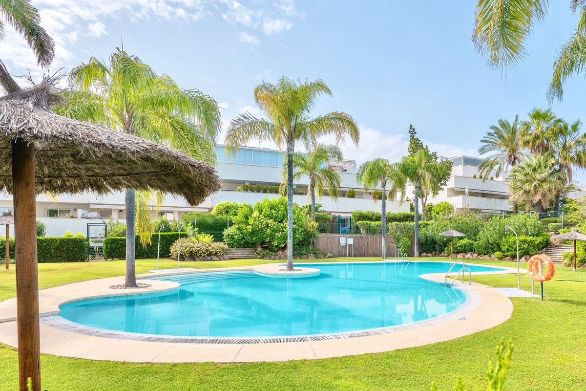 Ground Floor Apartment for rent in Marbella - Puerto Banus
