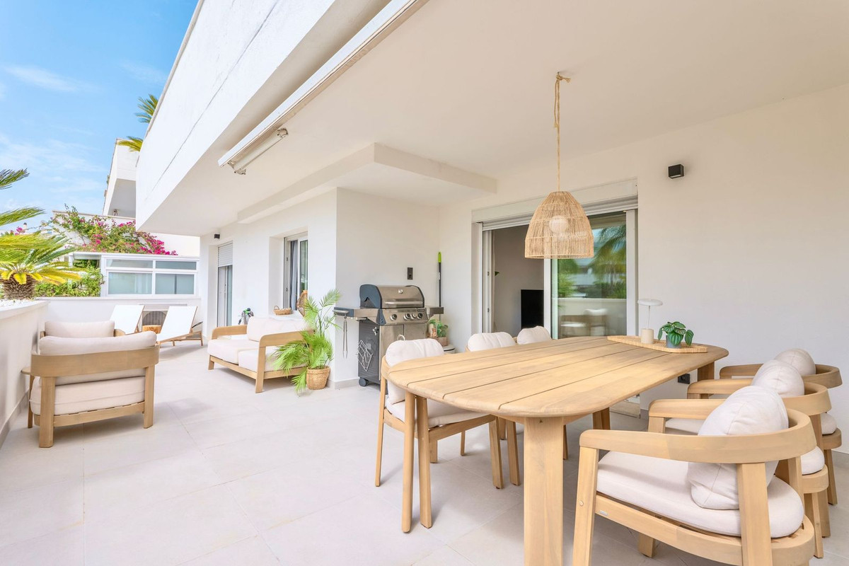 Ground Floor Apartment for rent in Marbella - Puerto Banus