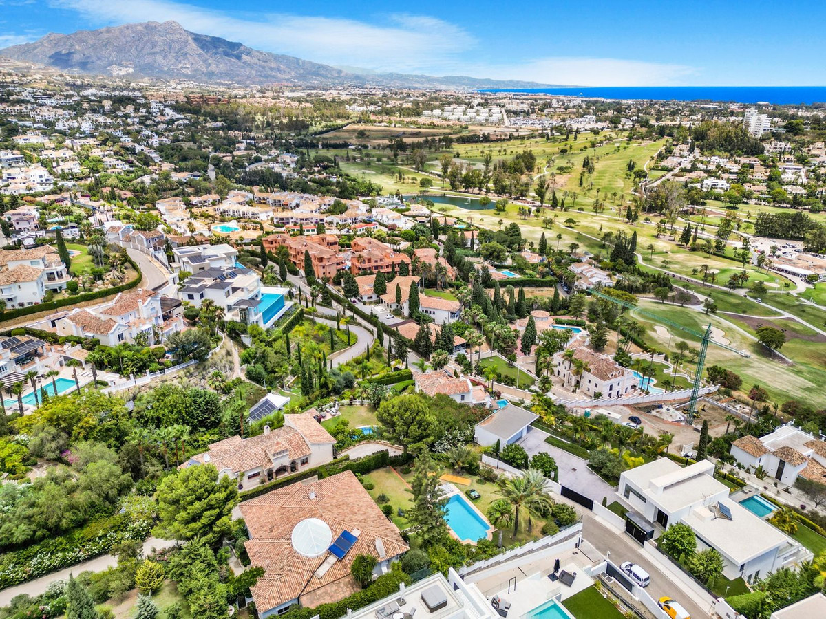 Villa for rent in Paraiso Alto, Benahavis