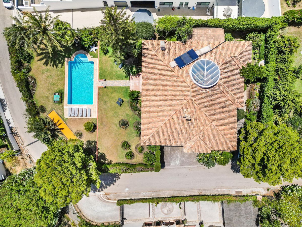 Villa for rent in Paraiso Alto, Benahavis