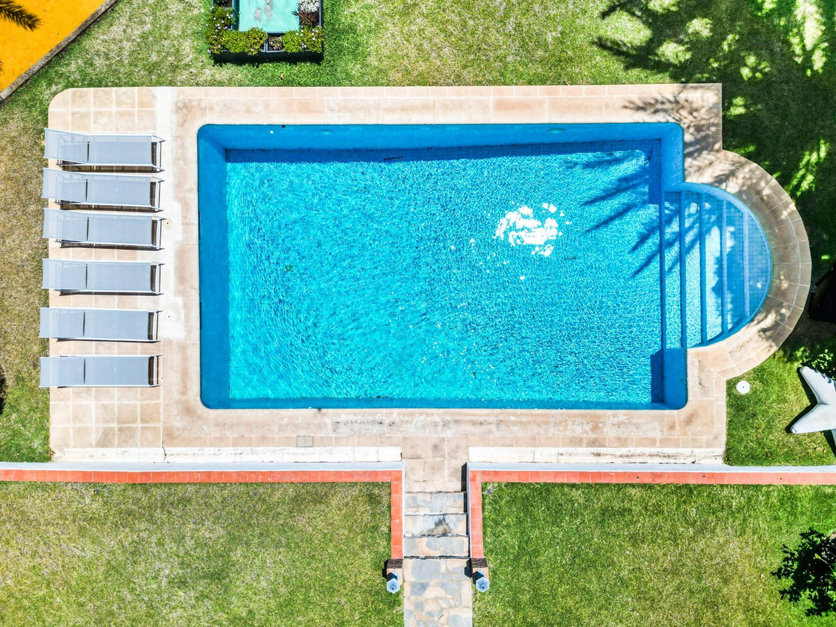 Villa for rent in Paraiso Alto, Benahavis