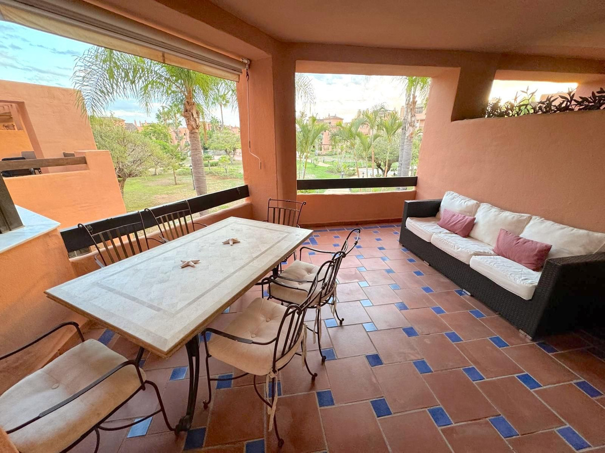 Apartment for rent in Hacienda del Sol, Estepona East