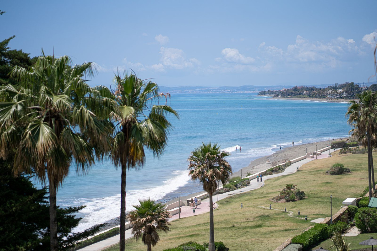 Apartment for short term rent in Estepona