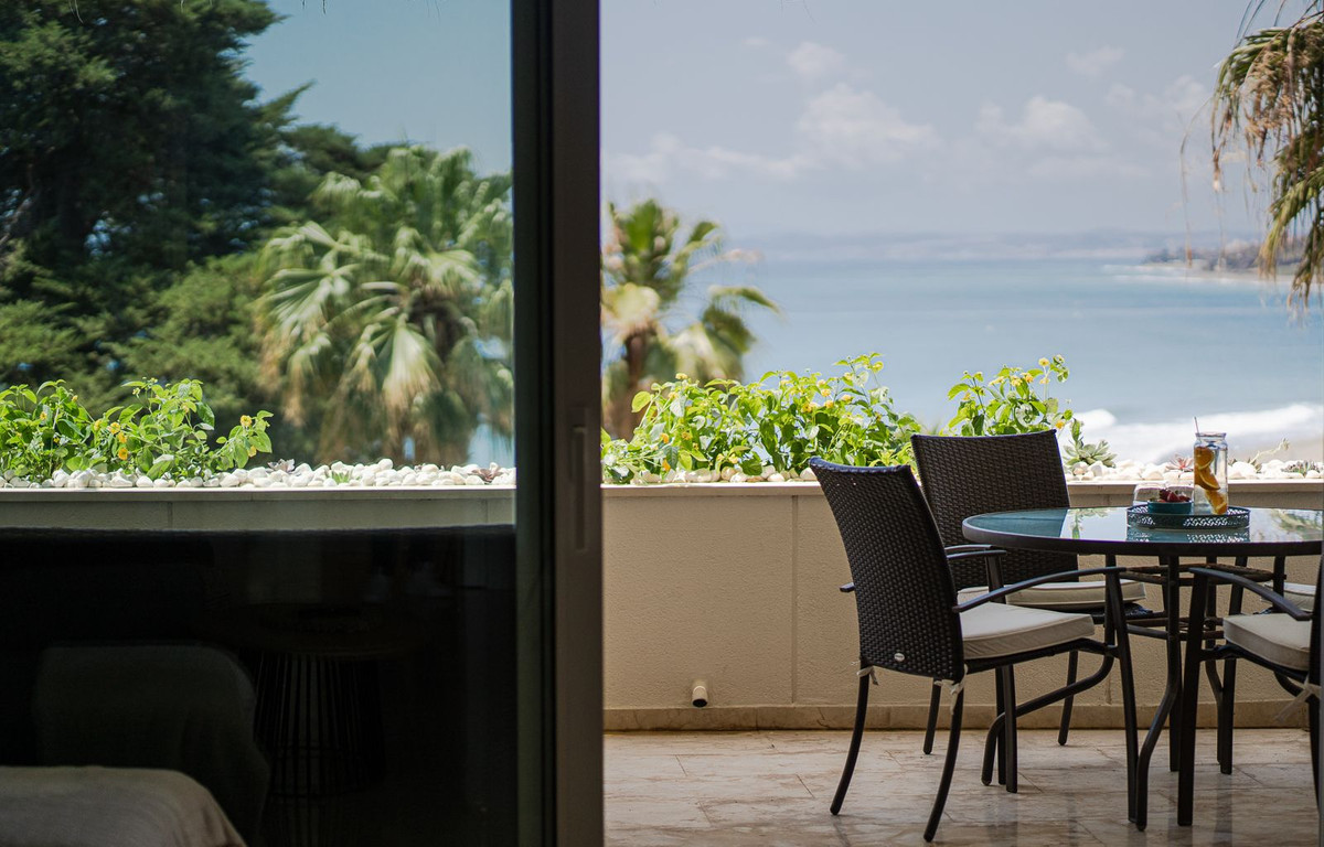 Apartment for short term rent in Estepona