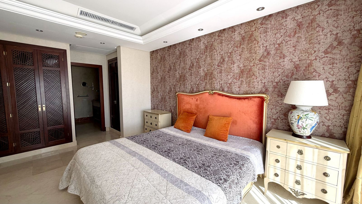 Apartamento en alquiler en Estepona
