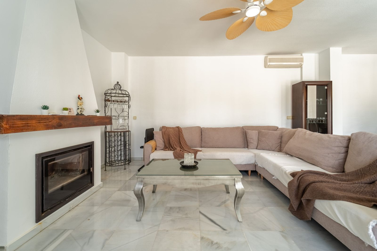 Villa for long term rent in Nueva Andalucia, Marbella